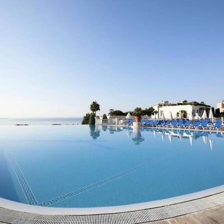 Appartement Lumineux dans Résidence avec Piscine Cannes Esterno foto